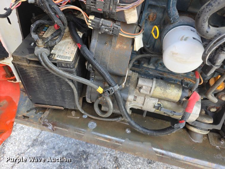 image for item FH6057 2015 Bobcat T770 tracked skid steer loader