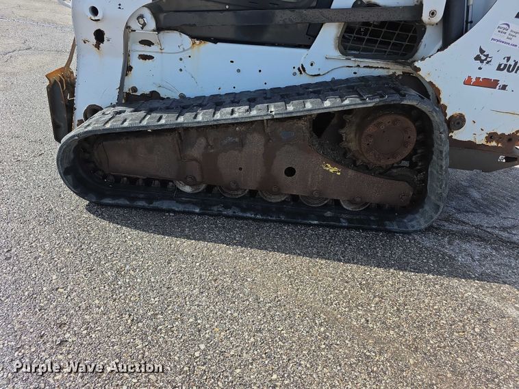 image for item FH6057 2015 Bobcat T770 tracked skid steer loader