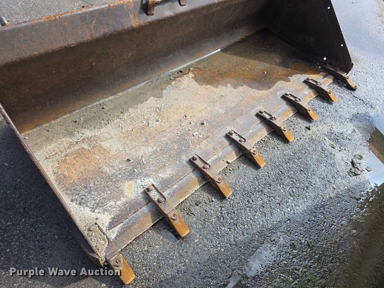 image for item FH6057 2015 Bobcat T770 tracked skid steer loader