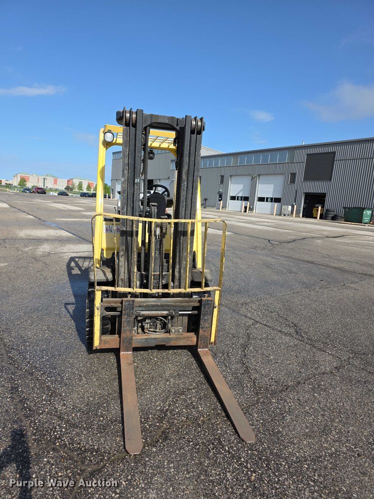 image for item FH6059 2006 Hyster H50FT forklift