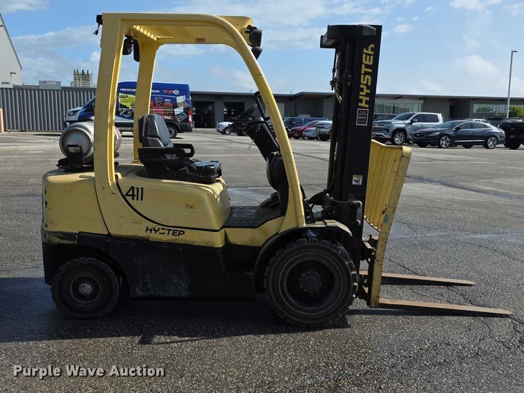 image for item FH6059 2006 Hyster H50FT forklift
