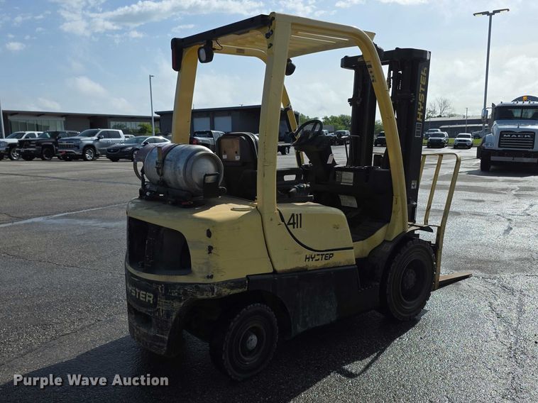 image for item FH6059 2006 Hyster H50FT forklift