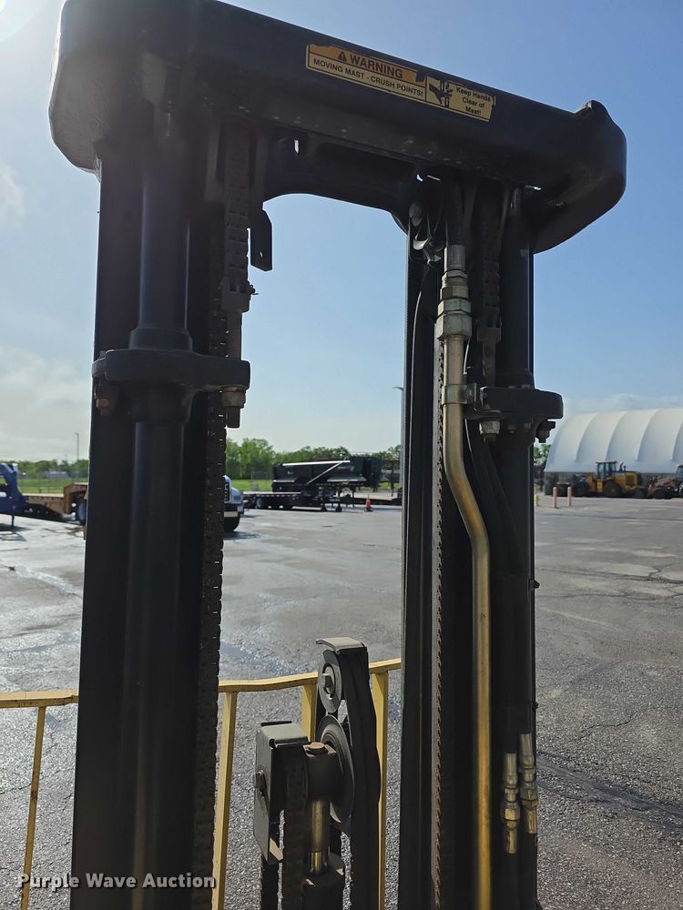 image for item FH6059 2006 Hyster H50FT forklift