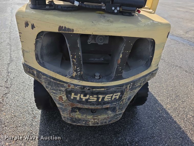 image for item FH6059 2006 Hyster H50FT forklift