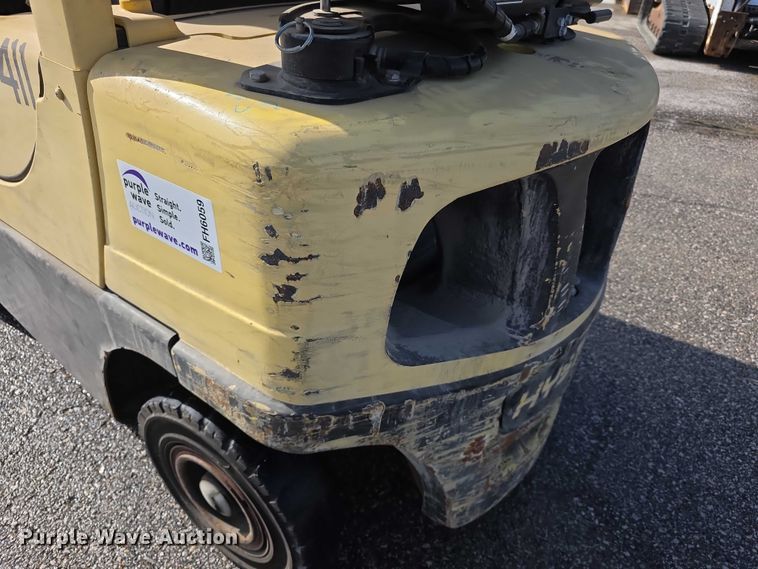 image for item FH6059 2006 Hyster H50FT forklift