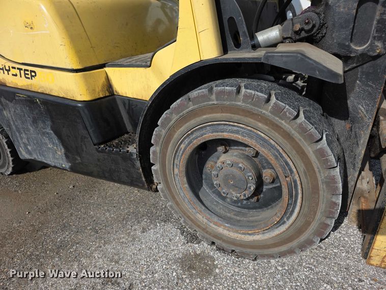 image for item FH6059 2006 Hyster H50FT forklift