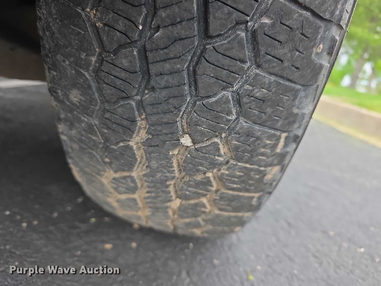 image for item FH6060 2013 Ford F150  pickup truck