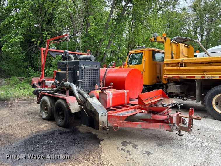image for item FH7071 2009 Duraco Inc 125DJT pothole patcher
