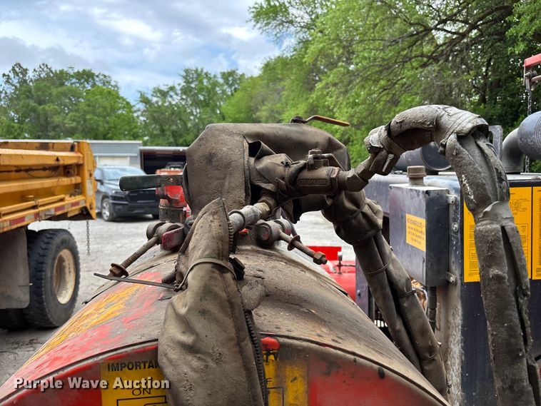 image for item FH7071 2009 Duraco Inc 125DJT pothole patcher