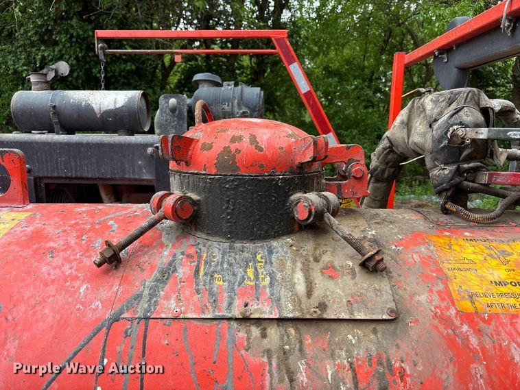image for item FH7071 2009 Duraco Inc 125DJT pothole patcher