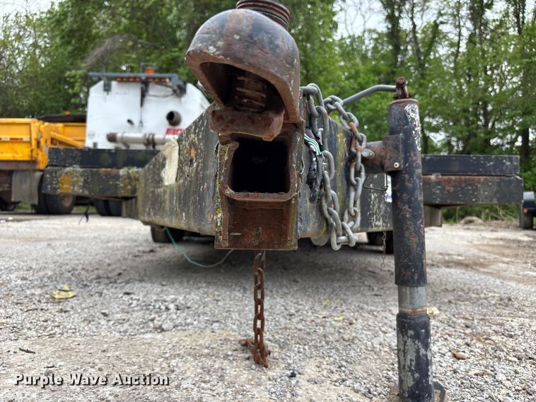 image for item FH7072 Utility trailer