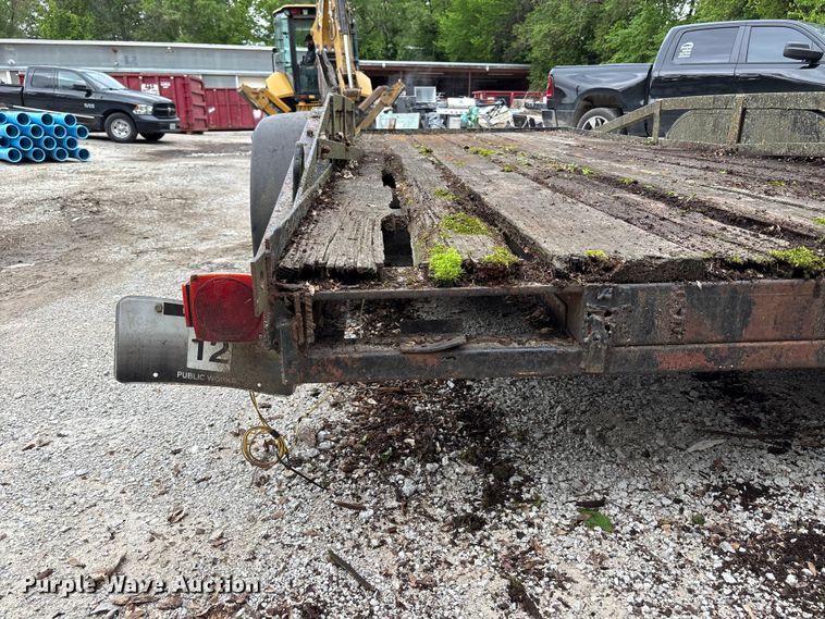 image for item FH7072 Utility trailer