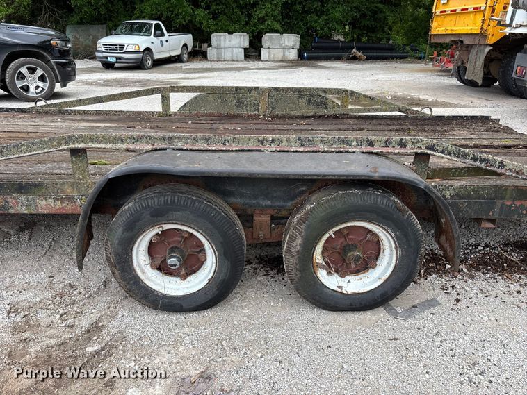 image for item FH7072 Utility trailer