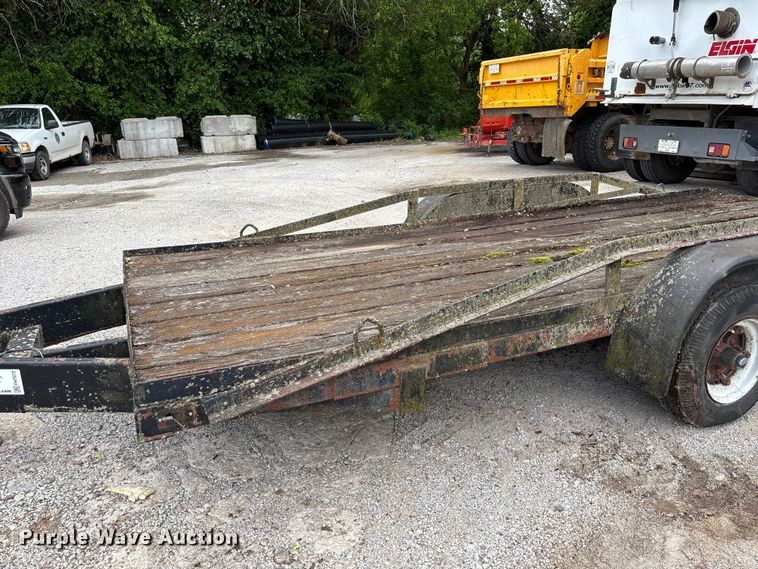 image for item FH7072 Utility trailer