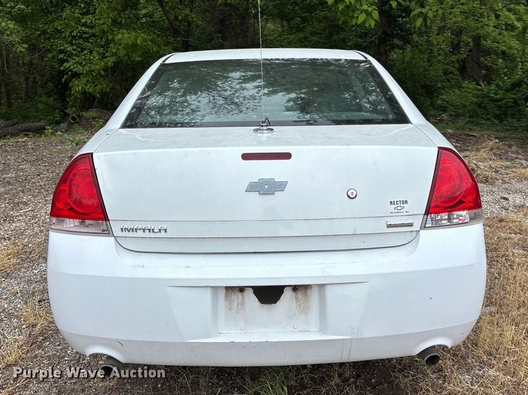 image for item FH7075 2013 Chevrolet Impala Police 
