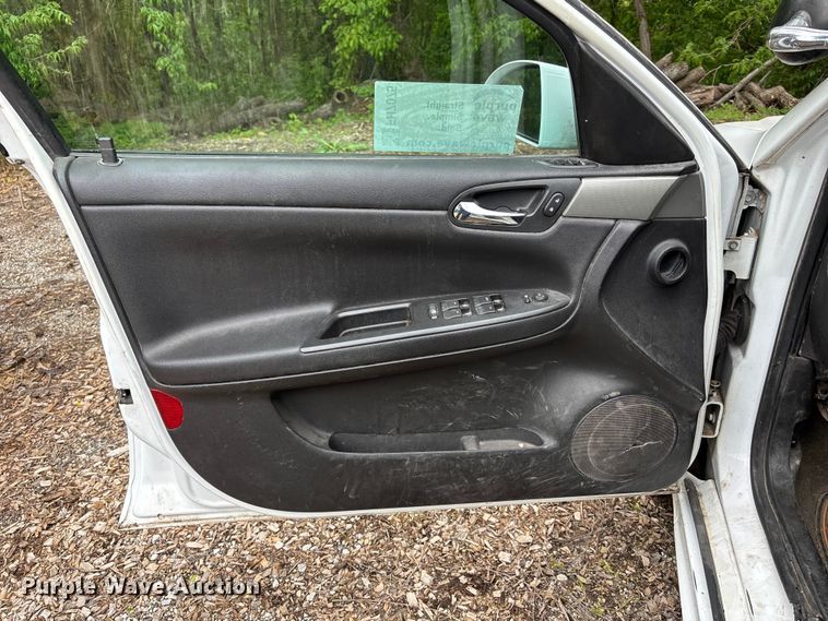 image for item FH7075 2013 Chevrolet Impala Police 