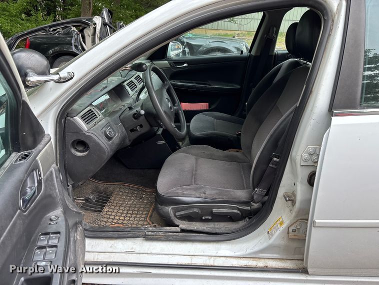 image for item FH7075 2013 Chevrolet Impala Police 