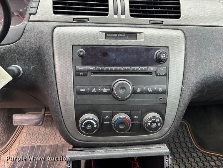 image for item FH7075 2013 Chevrolet Impala Police 