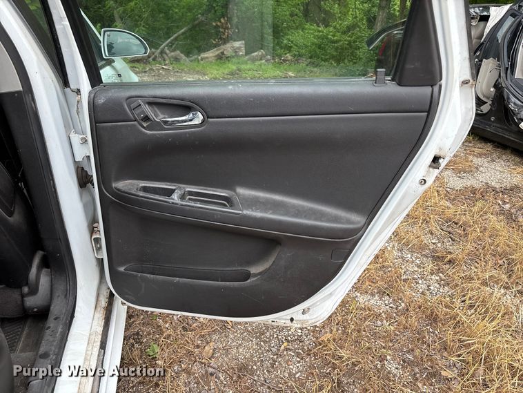 image for item FH7075 2013 Chevrolet Impala Police 