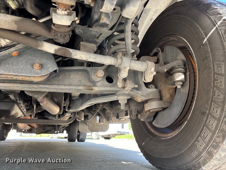 image for item FH7077 2018 Ford E450 shuttle bus