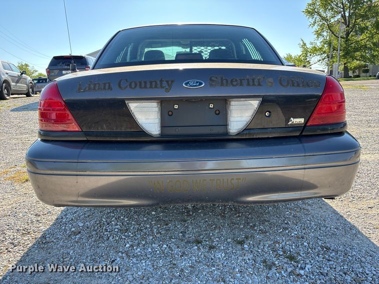 image for item FH7109 2009 Ford Crown Victoria 