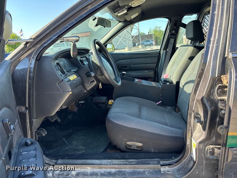 image for item FH7109 2009 Ford Crown Victoria 