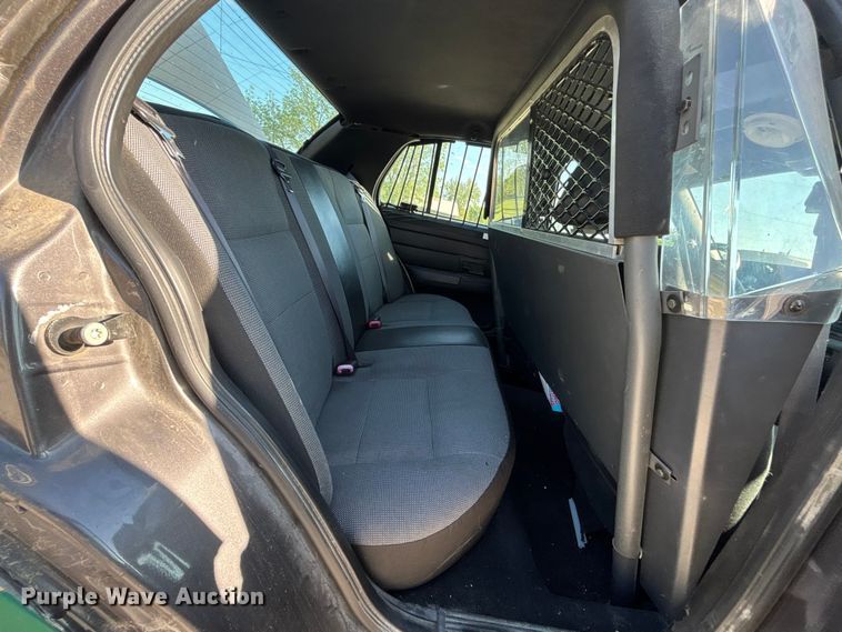 image for item FH7109 2009 Ford Crown Victoria 