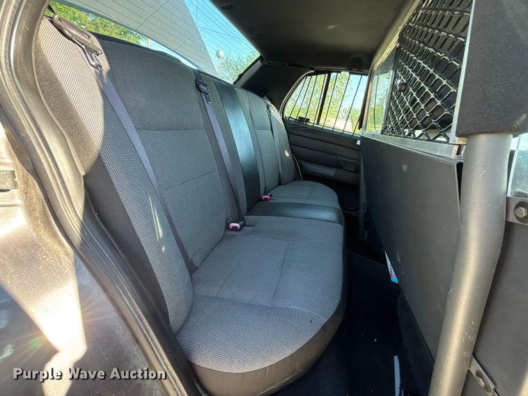 image for item FH7109 2009 Ford Crown Victoria 