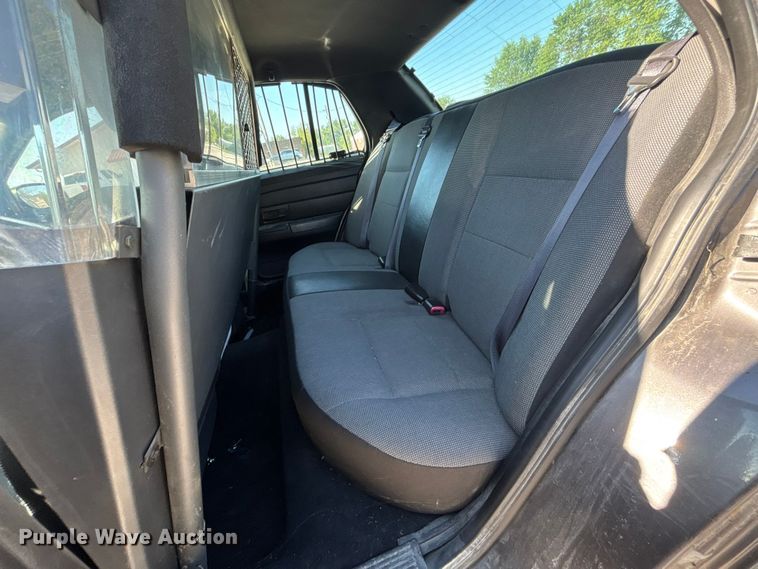 image for item FH7109 2009 Ford Crown Victoria 