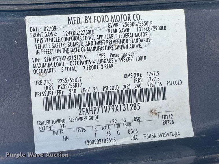 image for item FH7109 2009 Ford Crown Victoria 