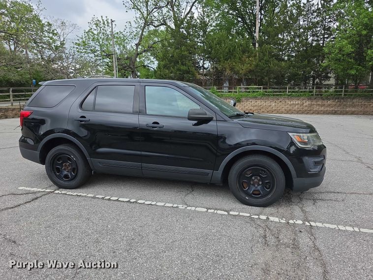 image for item FI0938 2017 Ford Explorer Police Interceptor SUV