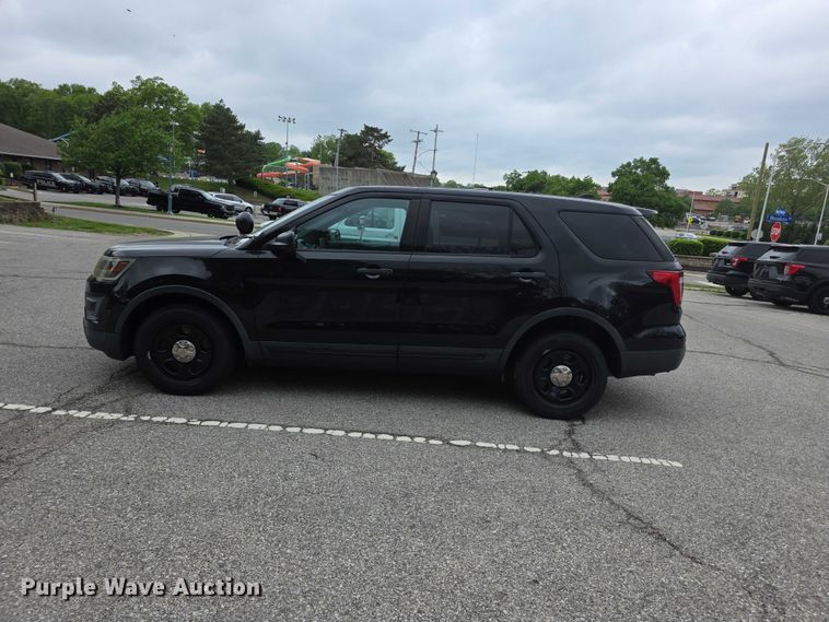image for item FI0938 2017 Ford Explorer Police Interceptor SUV
