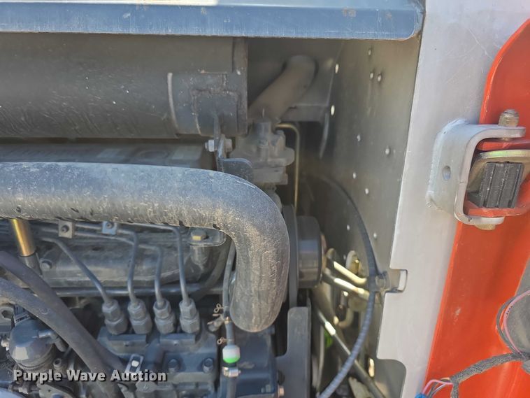 image for item FI0940 2005 Bobcat S250 skid steer loader