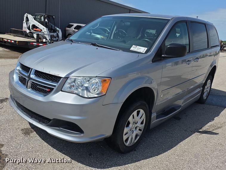 image for item FI0941 2017 Dodge Grand Caravan handicap accessible van