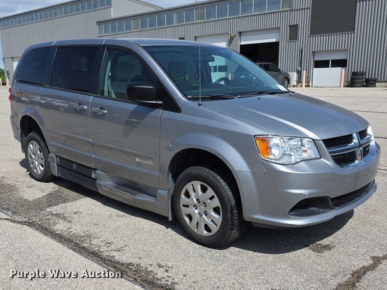 image for item FI0941 2017 Dodge Grand Caravan handicap accessible van