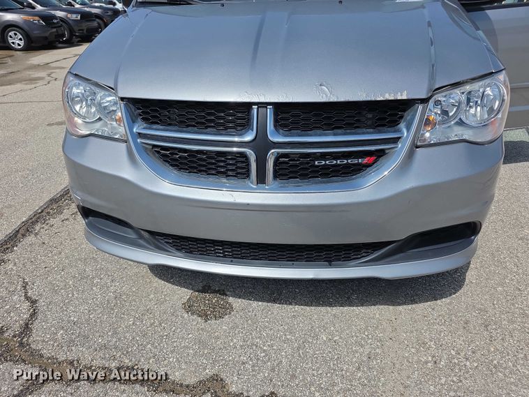 image for item FI0941 2017 Dodge Grand Caravan handicap accessible van