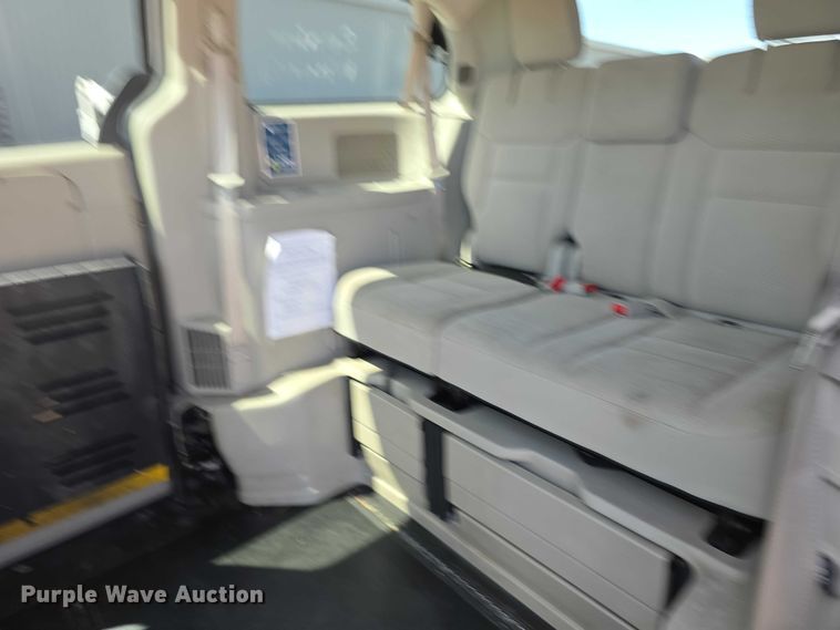 image for item FI0941 2017 Dodge Grand Caravan handicap accessible van
