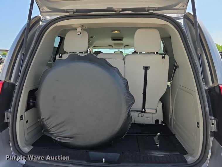 image for item FI0941 2017 Dodge Grand Caravan handicap accessible van