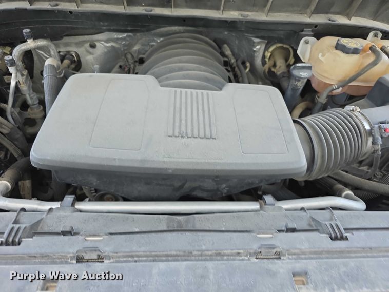 image for item FI0950 2020 Chevy Silverado 1500 Crew Cab pickup truck