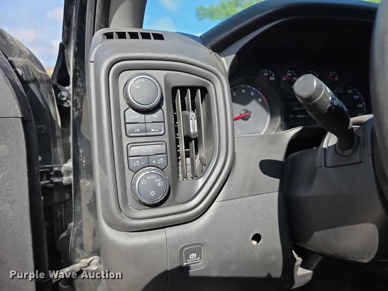 image for item FI0951 2020 Chevrolet Silverado 1500 
