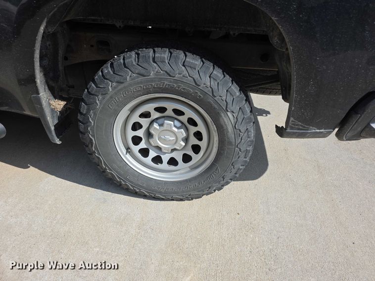 image for item FI0951 2020 Chevrolet Silverado 1500 