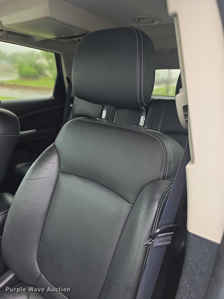 image for item FI0999 2015 Dodge Journey  SUV