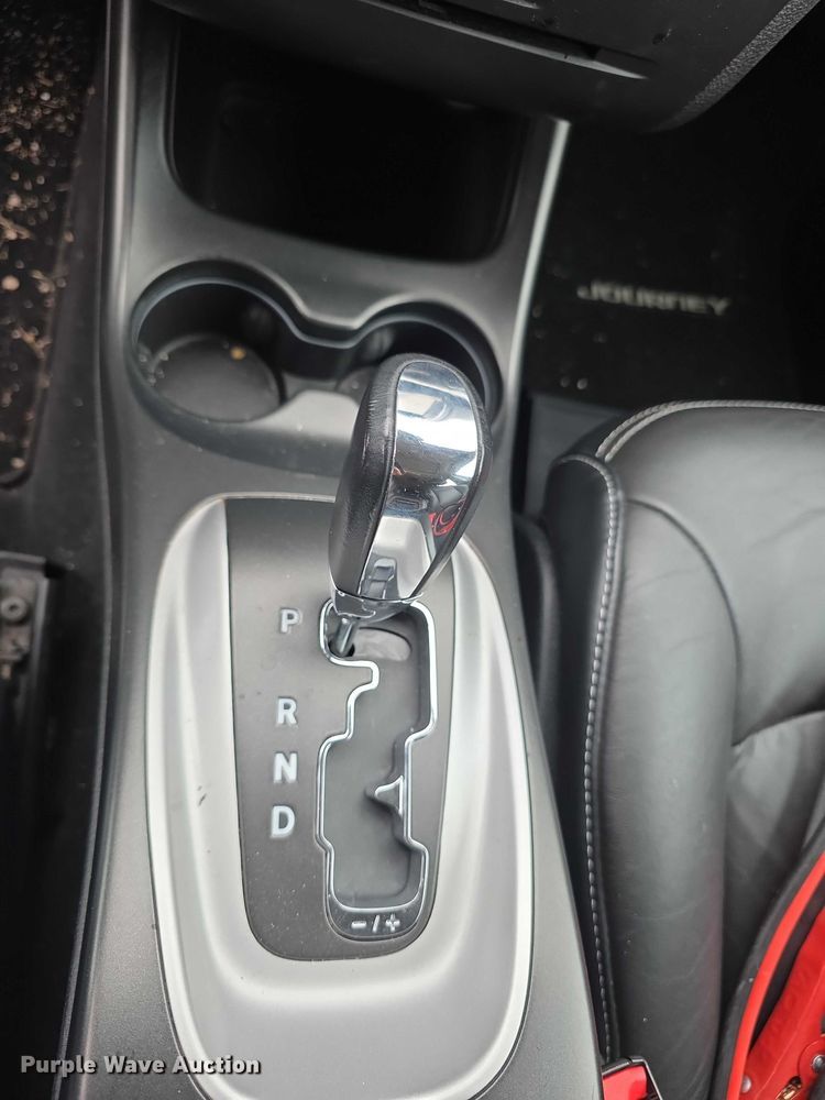 image for item FI0999 2015 Dodge Journey  SUV