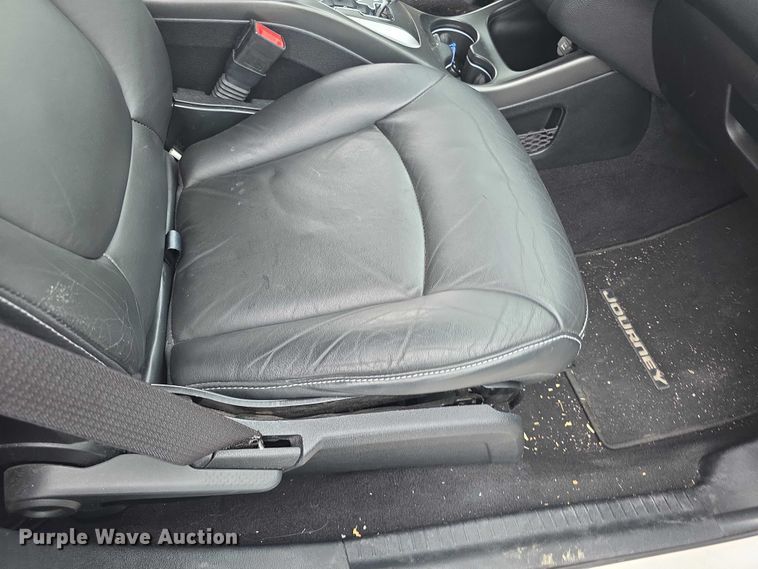image for item FI0999 2015 Dodge Journey  SUV
