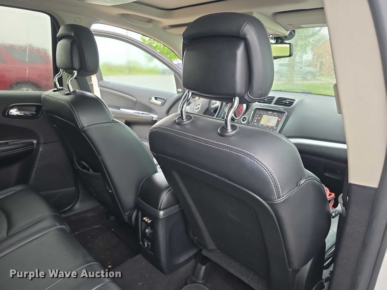 image for item FI0999 2015 Dodge Journey  SUV