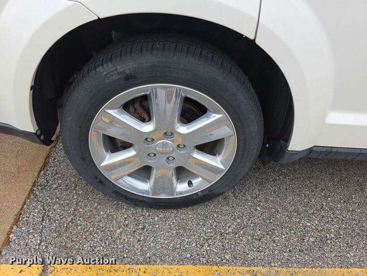 image for item FI0999 2015 Dodge Journey  SUV