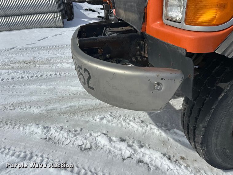 image for item FK0041 2005 Sterling LT9500 dump truck