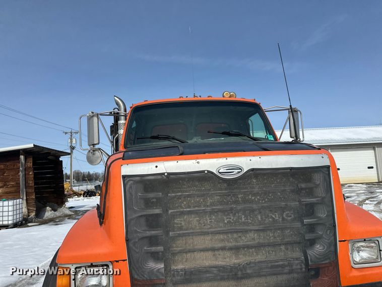 image for item FK0041 2005 Sterling LT9500 dump truck