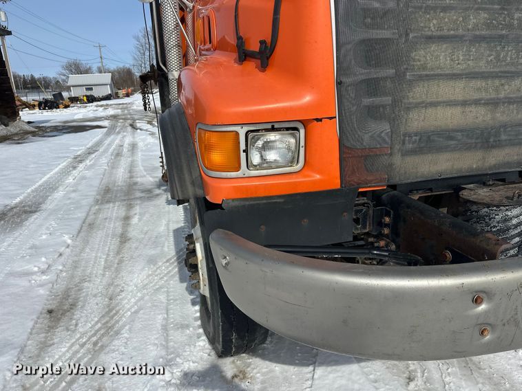 image for item FK0041 2005 Sterling LT9500 dump truck