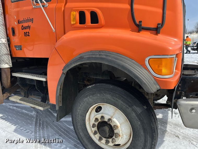 image for item FK0041 2005 Sterling LT9500 dump truck